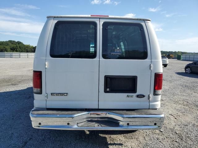 2010 Ford Econoline E250 Van