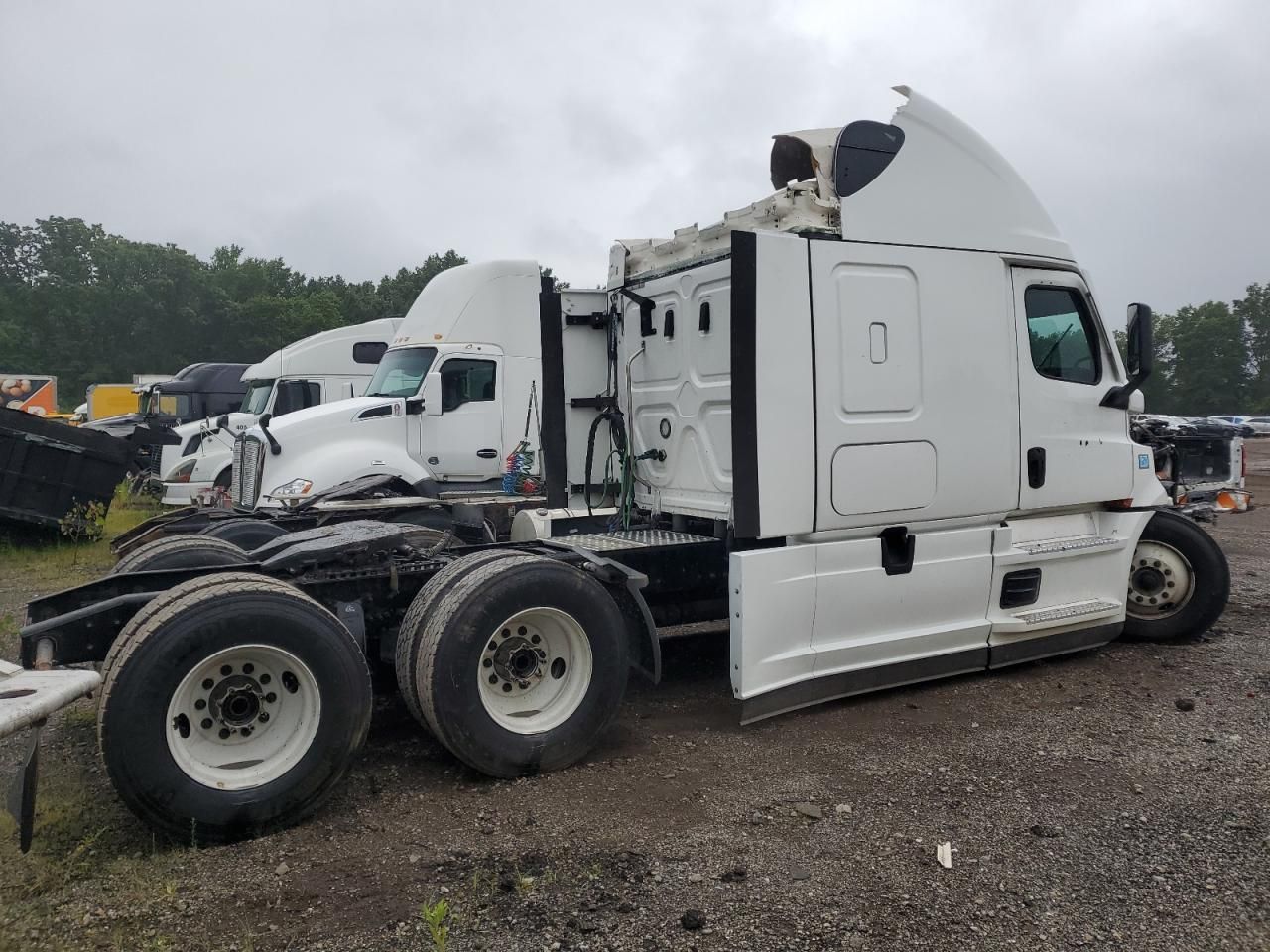 2022 Freightliner Cascadia 126