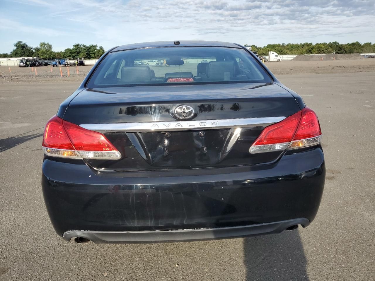 2012 Toyota Avalon Base