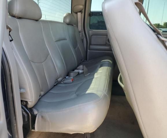2005 GMC Sierra K2500 Heavy Duty