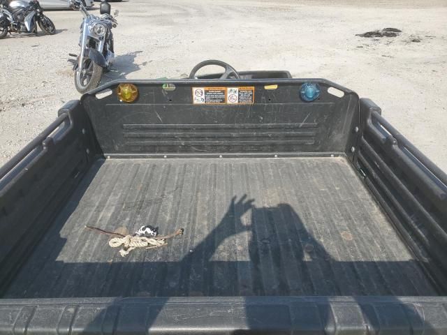 2015 John Deere Gator TH 6X4
