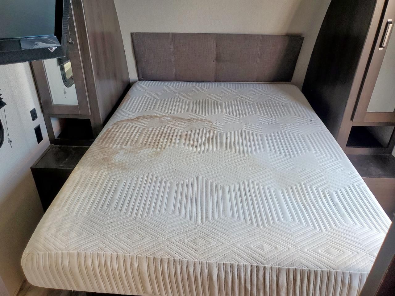 2022 Grand Transcend 265BH