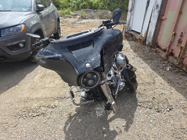 2019 Harley-Davidson Flhx
