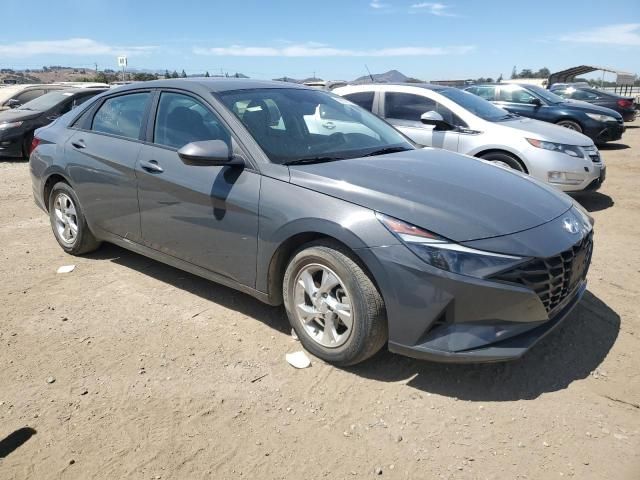 2023 Hyundai Elantra SE