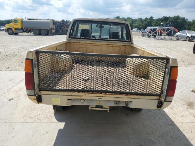 1986 Nissan D21 King cab