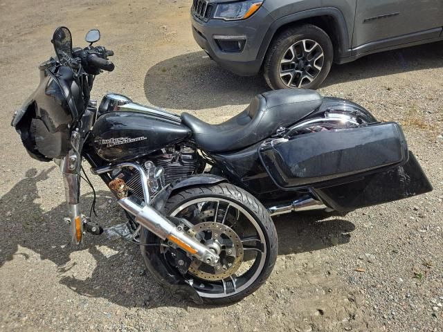 2019 Harley-Davidson Flhx
