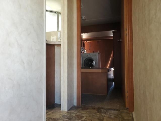 2012 Cedar Creek 30RLBS-RVS RV