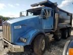 2007 Kenworth Construction T800