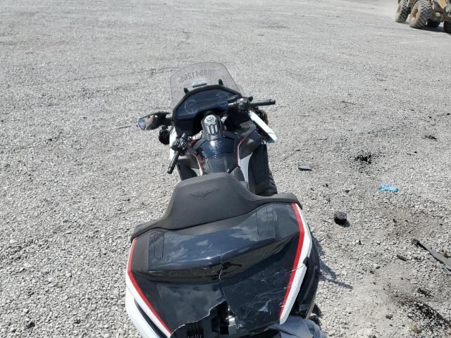 2024 Honda GL1800 D