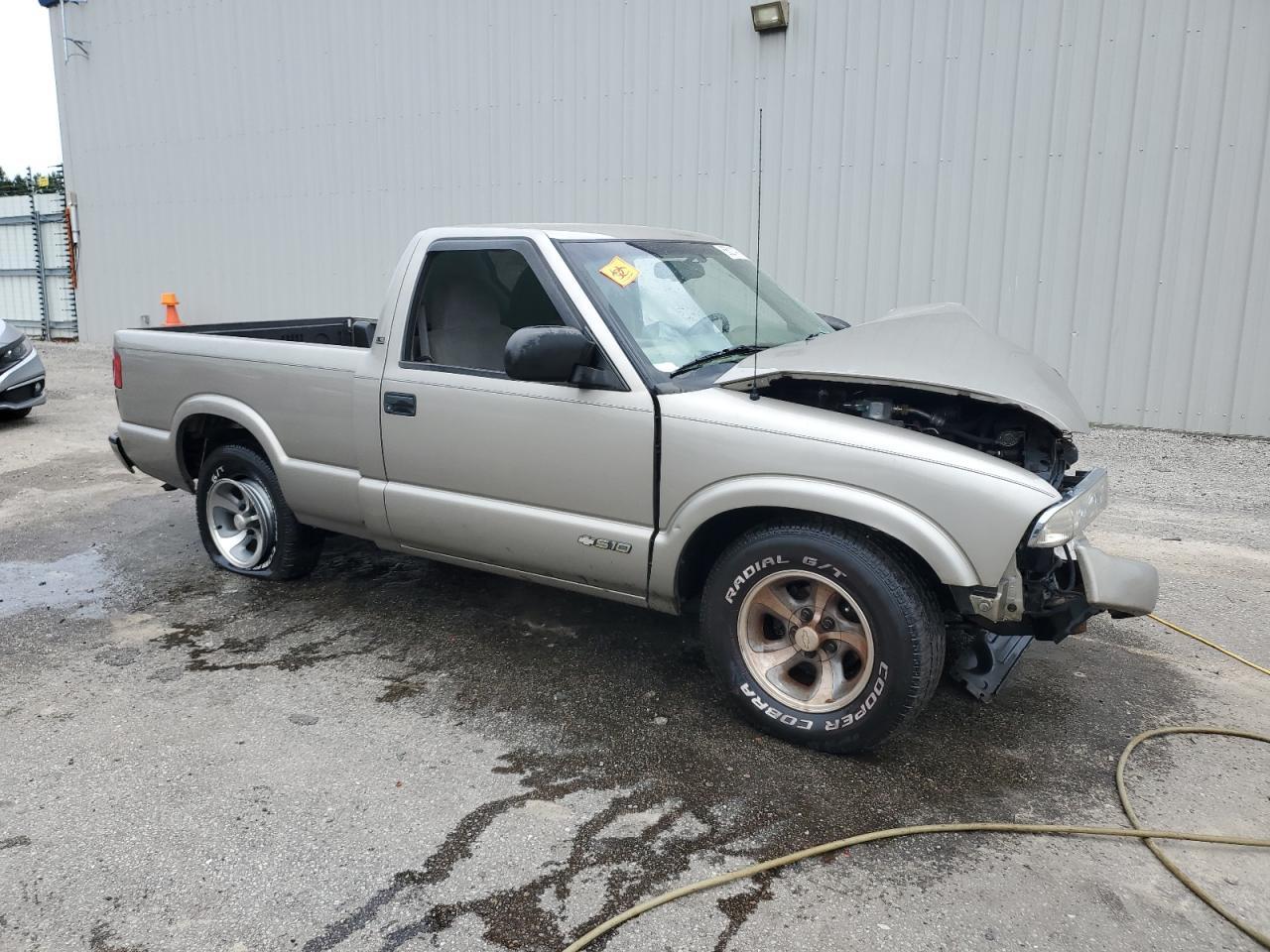 2001 Chevrolet S Truck S10