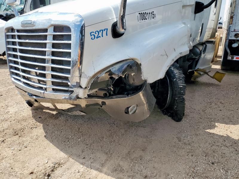 2016 Freightliner Cascadia 125 Semi Truck