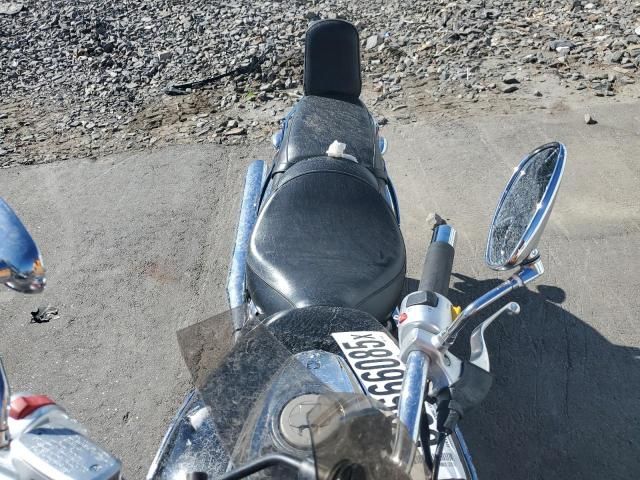 2013 Suzuki VZ800
