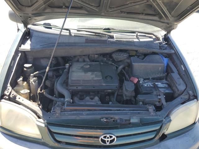 2001 Toyota Sienna ce
