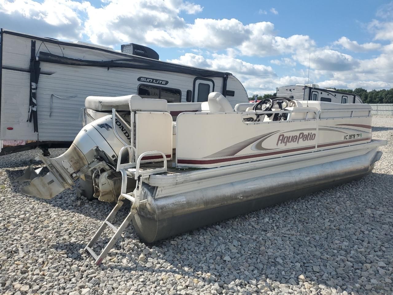 2005 Godfrey 200RE Aqua Patio-Boats