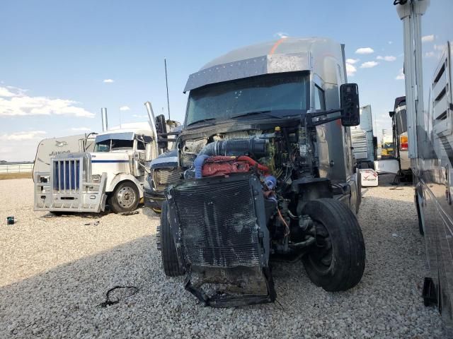 2023 Kenworth T680 Semi Truck