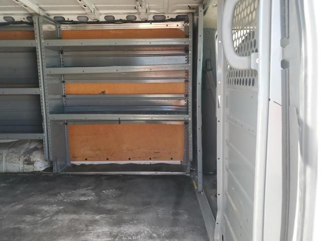 2014 Nissan NV 1500
