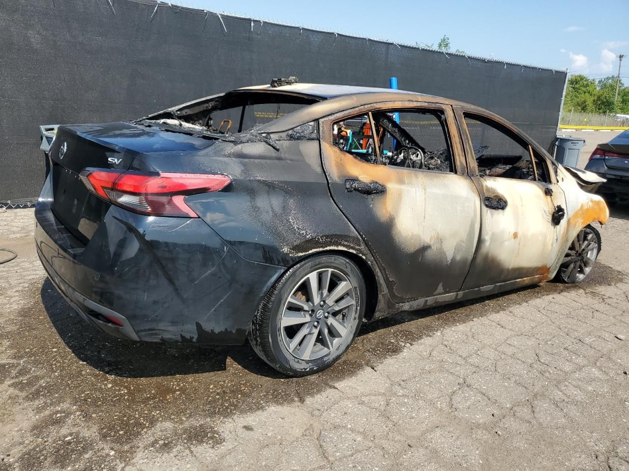 2021 Nissan Versa sv