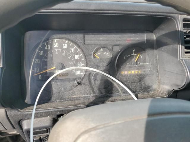 2001 Isuzu NPR