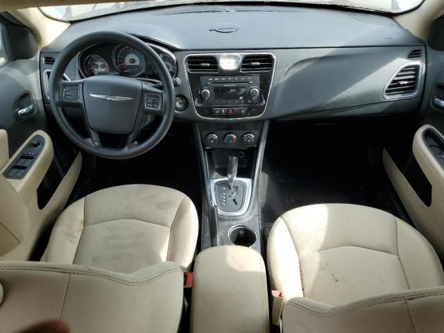 2013 Chrysler 200 LX