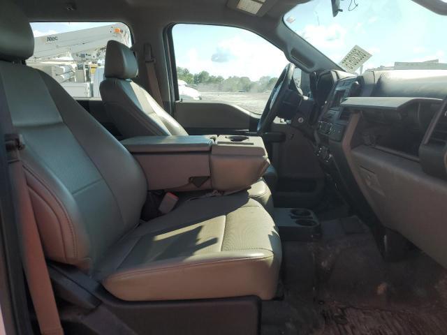 2019 Ford F550 Super Duty Flatbed Truck