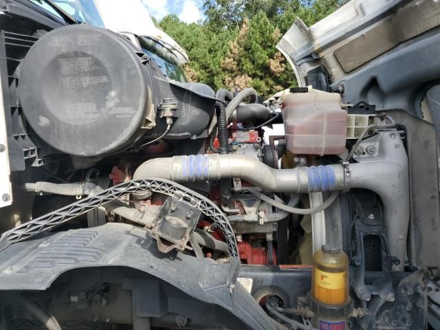 2016 Volvo VNL Semi Truck