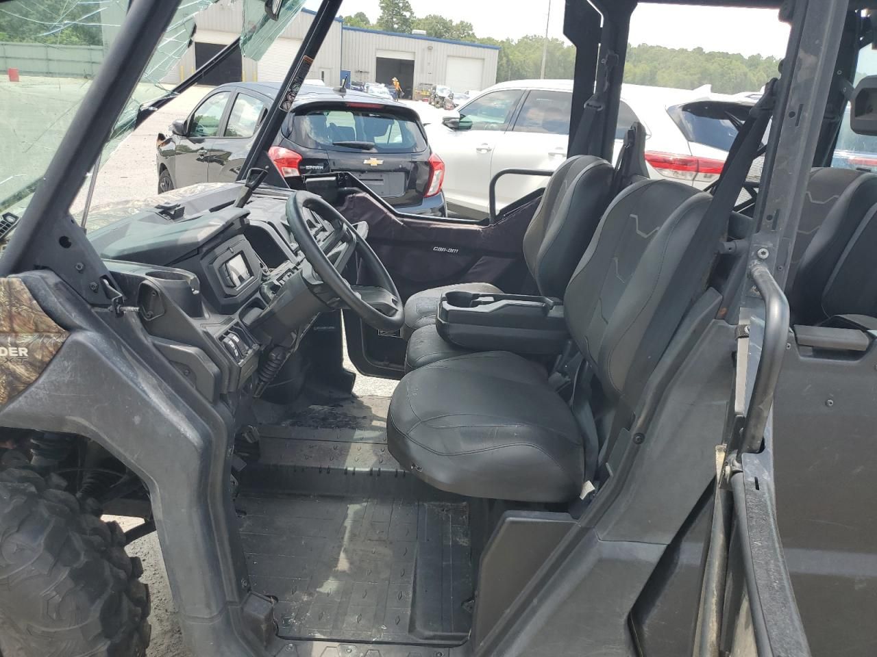 2021 Can-Am Defender Max XT HD10