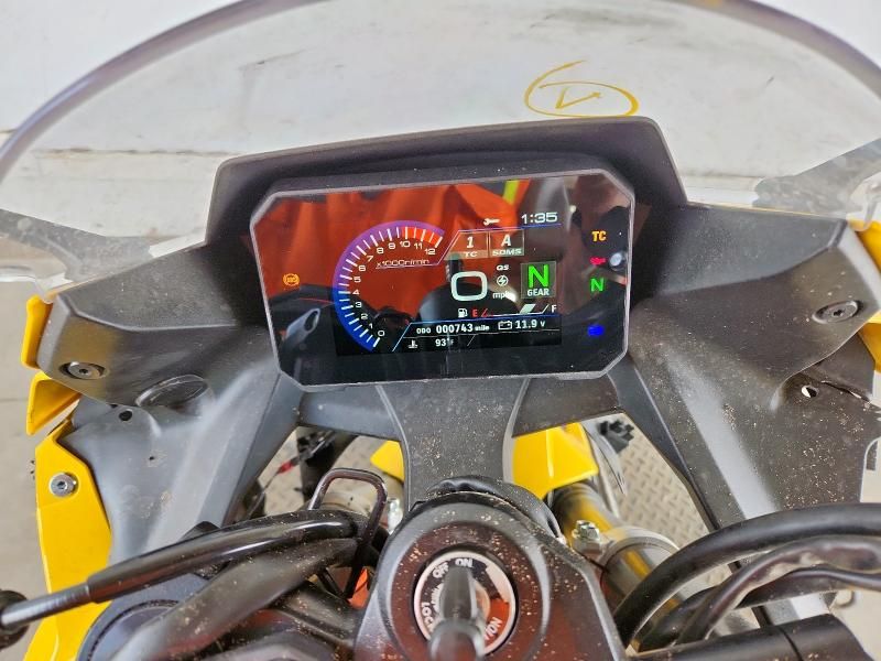 2024 Suzuki GSX800 F