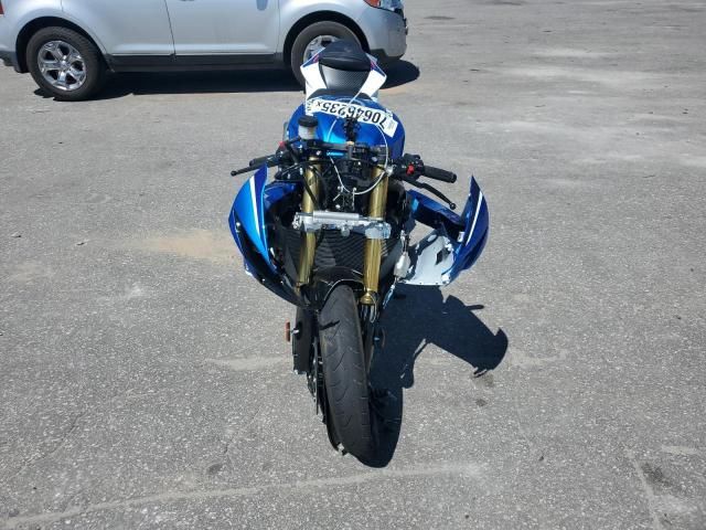 2025 Suzuki GSX-R750