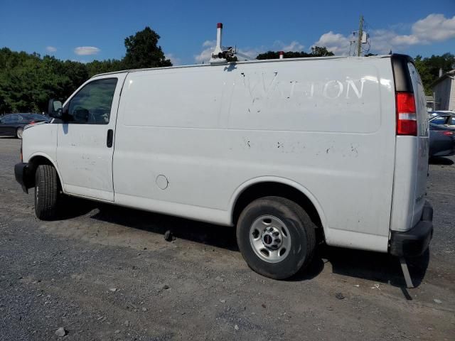 2022 GMC Savana G2500