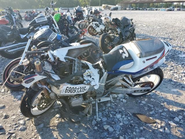 2002 Suzuki GSX-R1000