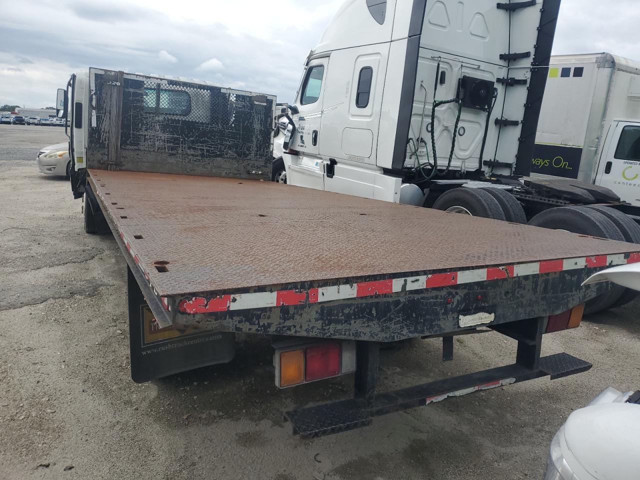 2022 Isuzu NPR HD