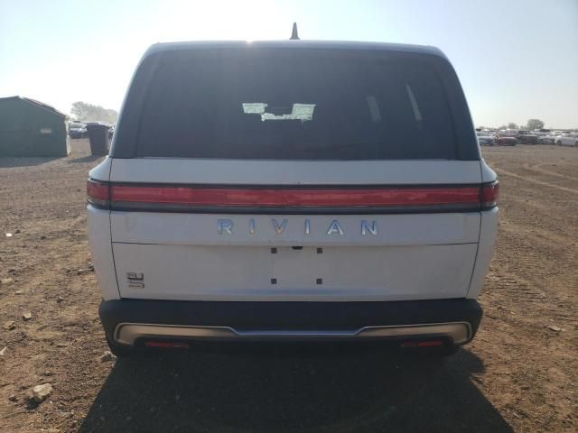 2025 Rivian R1S Adventure