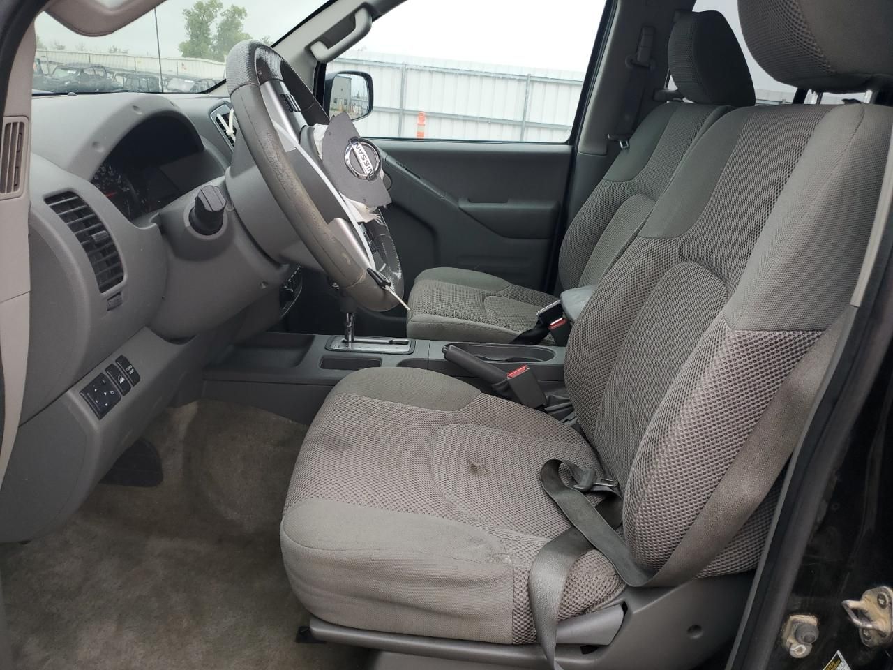 2015 Nissan Frontier sv