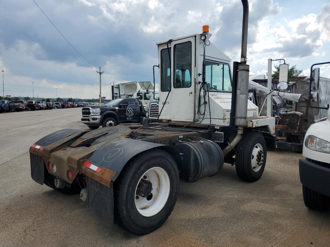 2007 Kalmar 30 Yard Truck