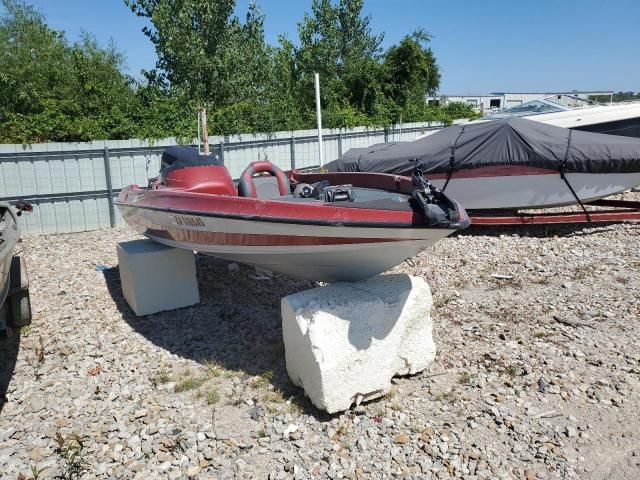 1997 Stratos Boat