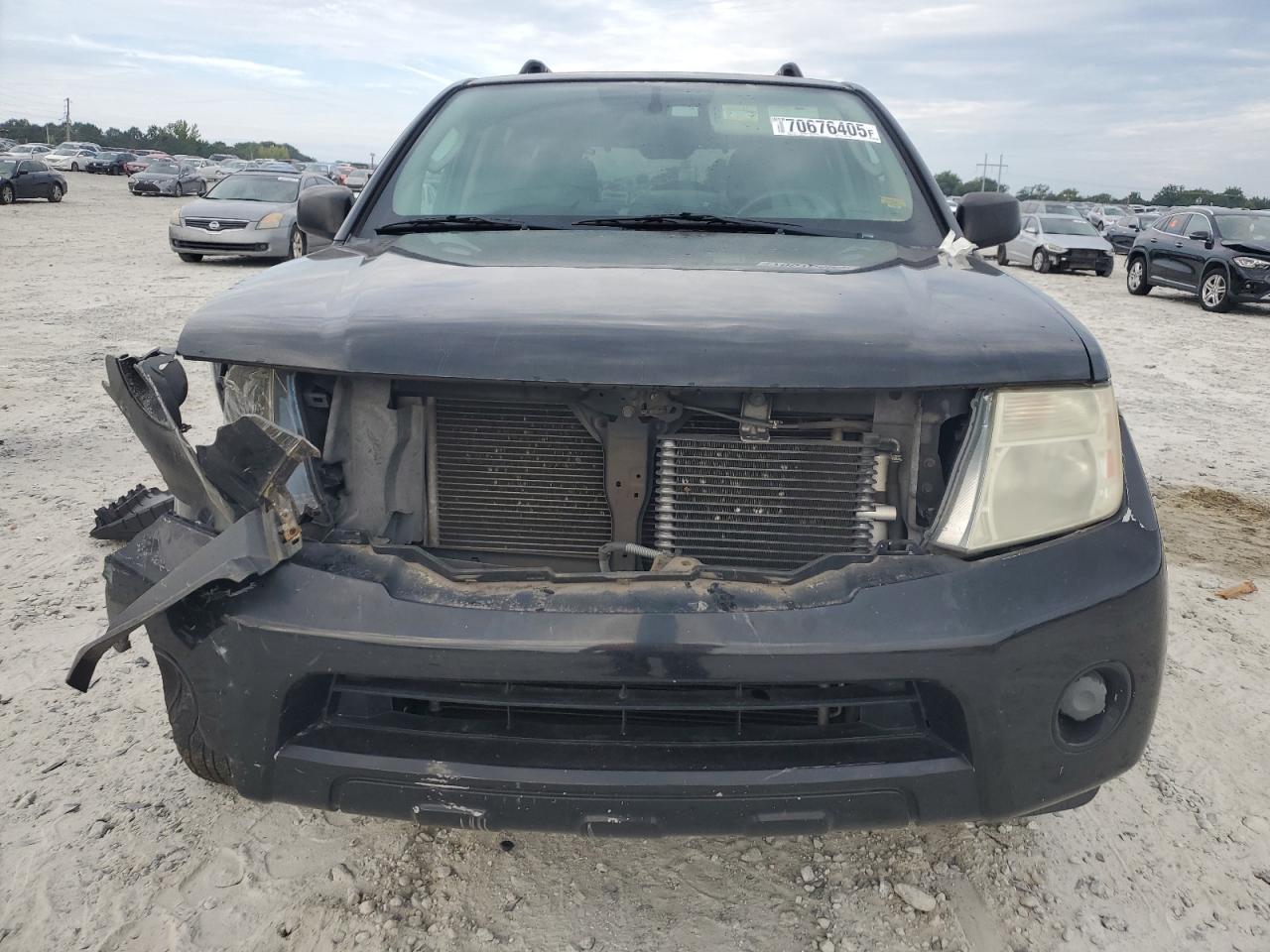 2012 Nissan Pathfinder s