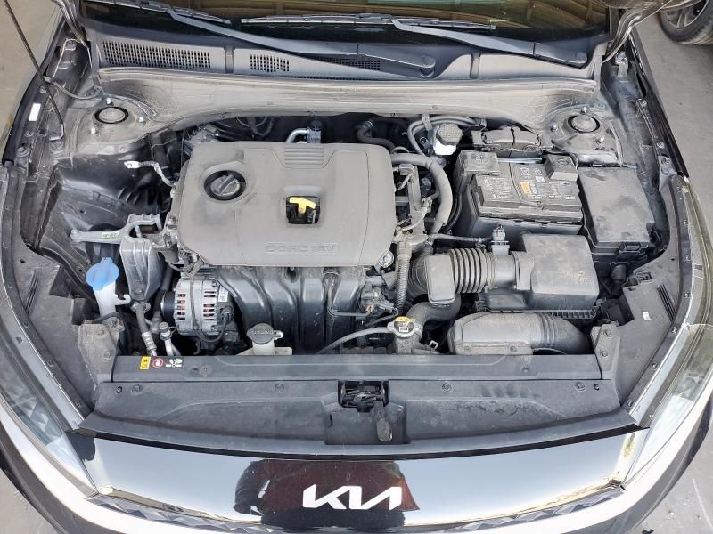 2023 KIA Forte LX
