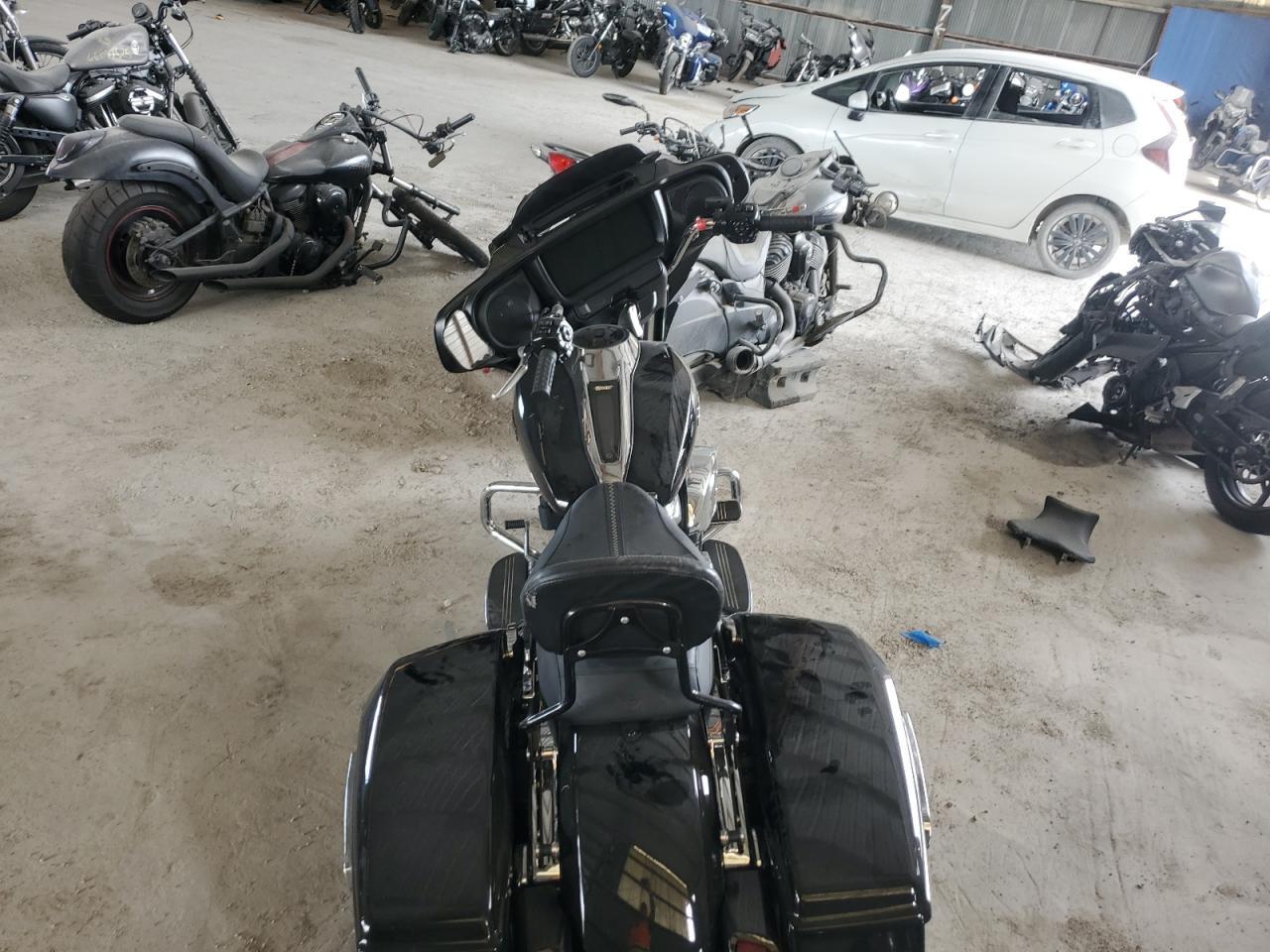 2024 Harley-Davidson Flhx