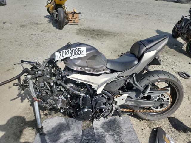 2021 Kawasaki EX650 N