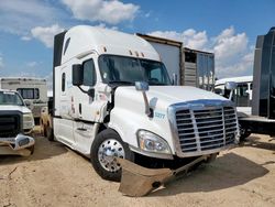 Salvage cars for sale from Copart Amarillo, TX: 2016 Freightliner Cascadia 125 Semi Truck