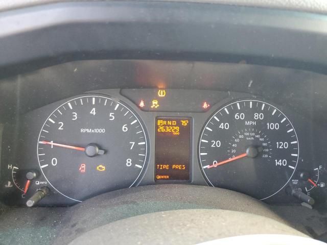 2013 Niss NV 2500 S Standard R