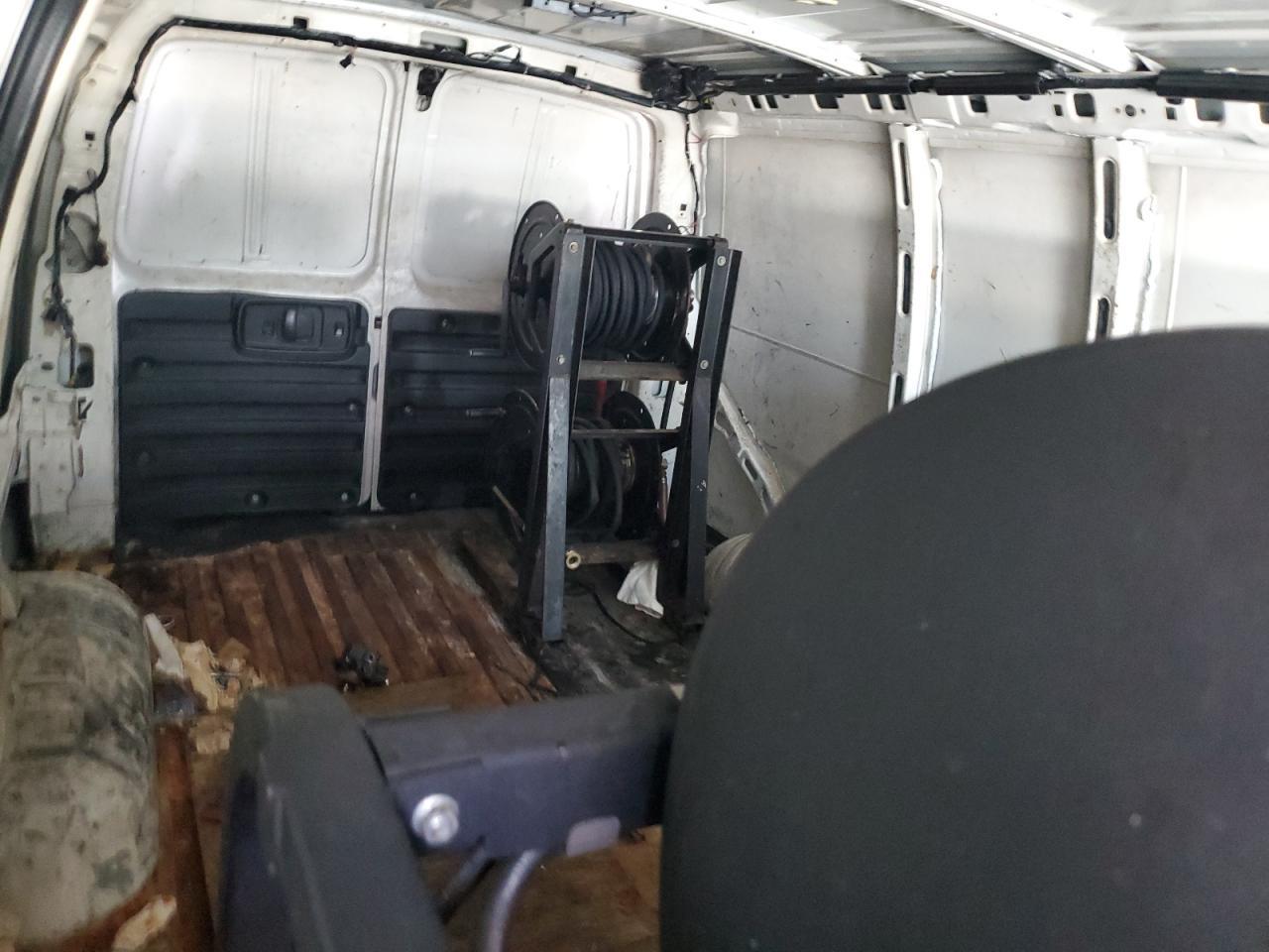 2017 Chevrolet Express G2500