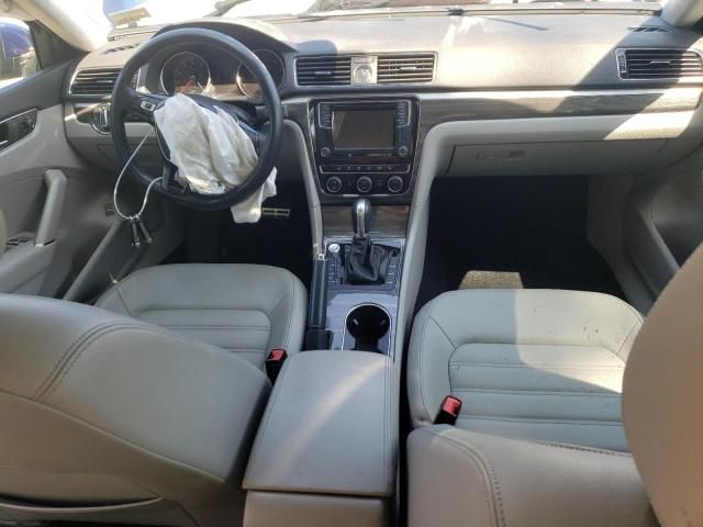 2017 Volkswagen Passat SEL Premium