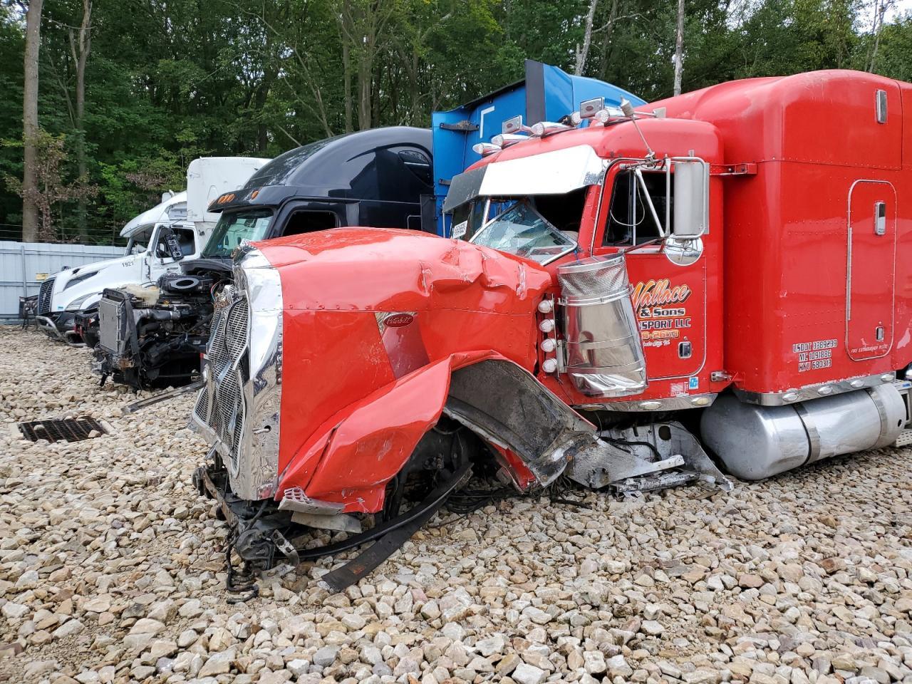 2003 Peterbilt 379 Semi Truck