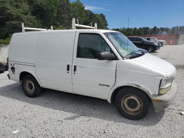 2000 GMC Safari XT