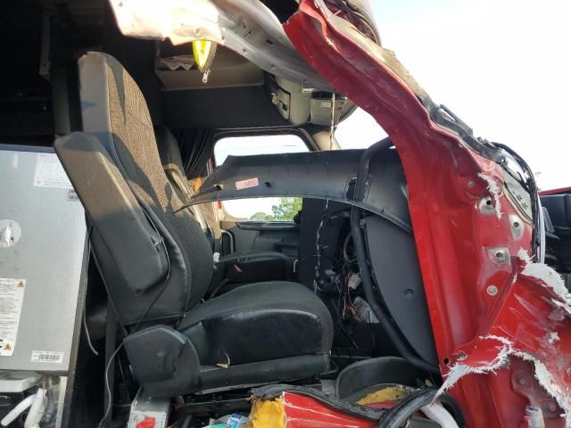 2023 Freightliner Cascadia 126 Semi Truck