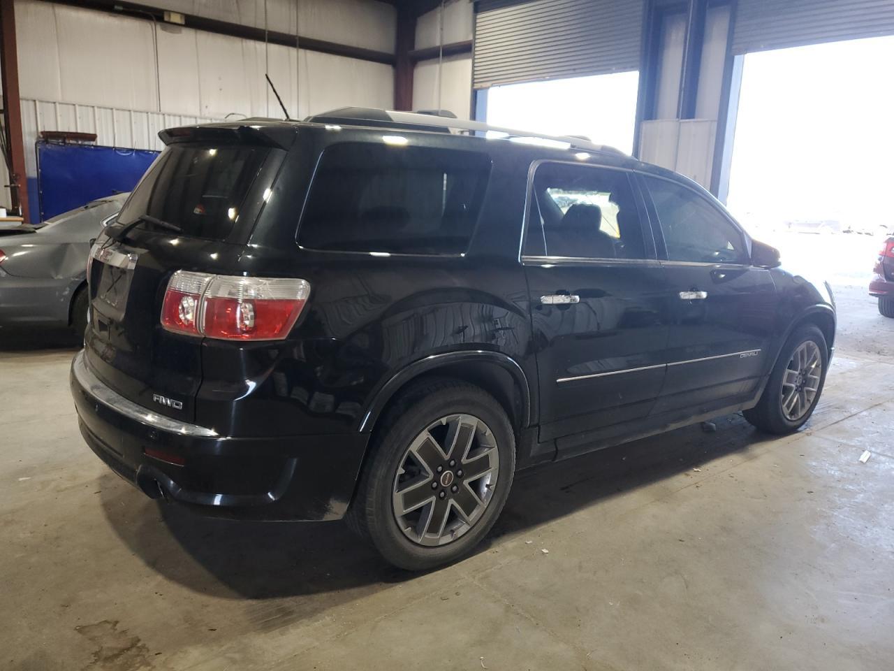 2011 GMC Acadia Denali