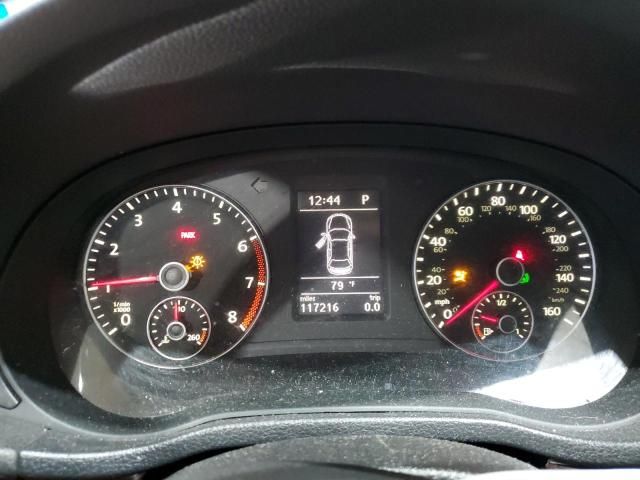 2012 Volkswagen Passat SE