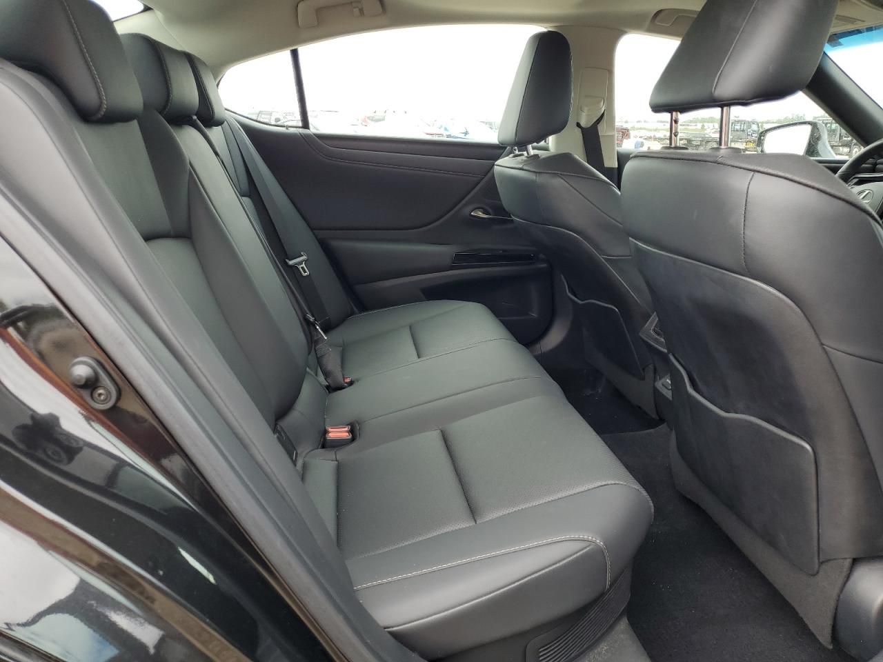 2023 Lexus Es 300h Base