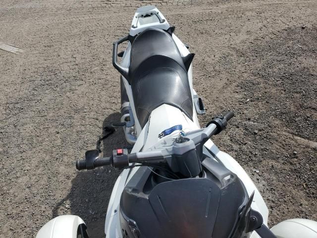 2010 Can-Am Spyder Roadster RS